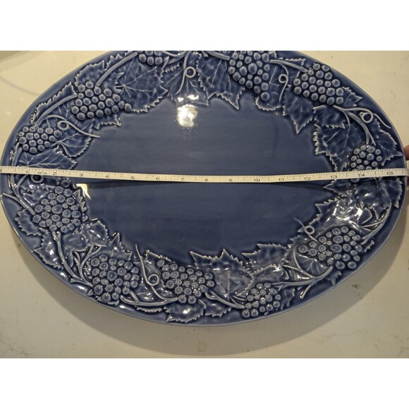 Bordallo Pinheirol Blue Grape Platter - Picture 4 of 11